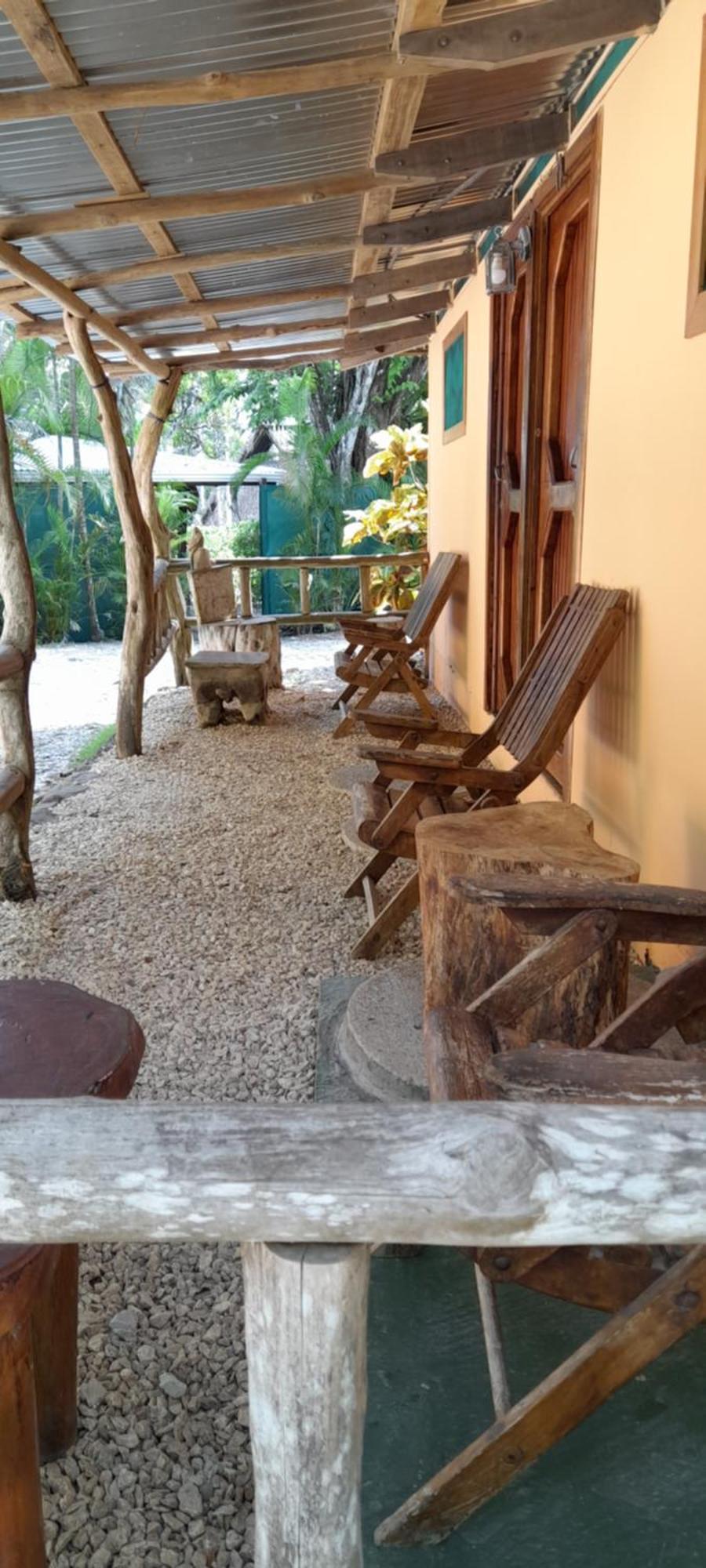 Mal Pais Surf Camp Hotell Playa Santa Teresa  Exteriör bild