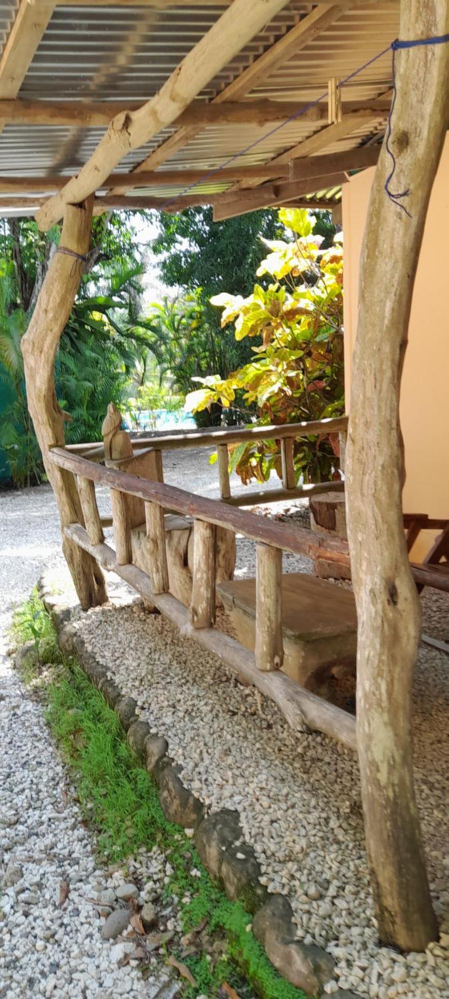 Mal Pais Surf Camp Hotell Playa Santa Teresa  Exteriör bild